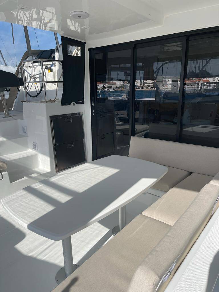 Lagoon 42 Millenium Slowdown