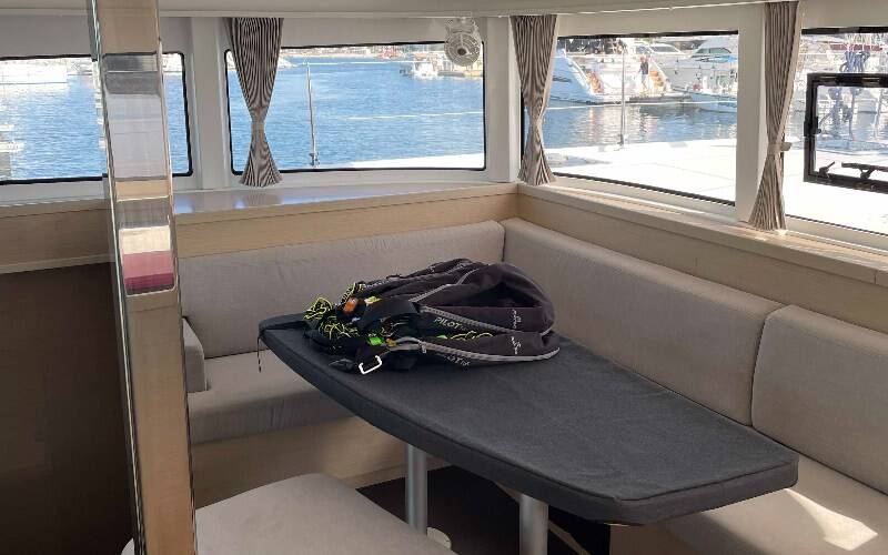 Lagoon 42 OW Aventura