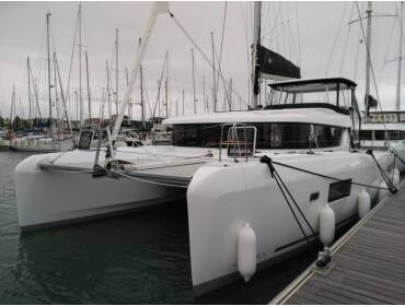 Lagoon 42 Premium A • Affligem