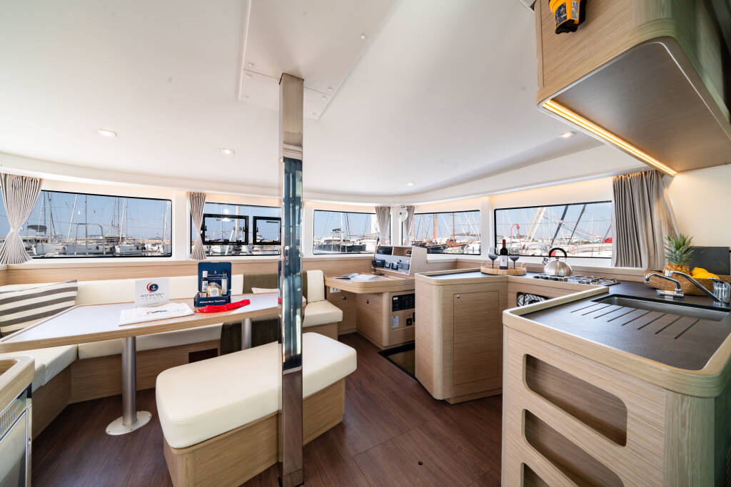 Lagoon 42  CELENA V
