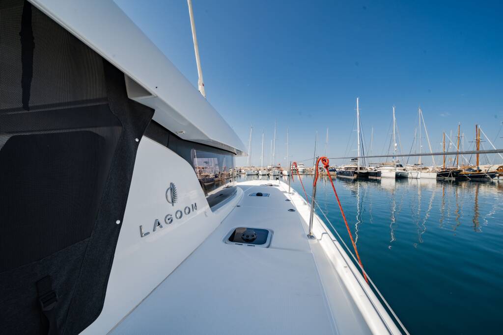Lagoon 42  CELENA V