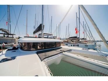 Lagoon 42  • CELENA V