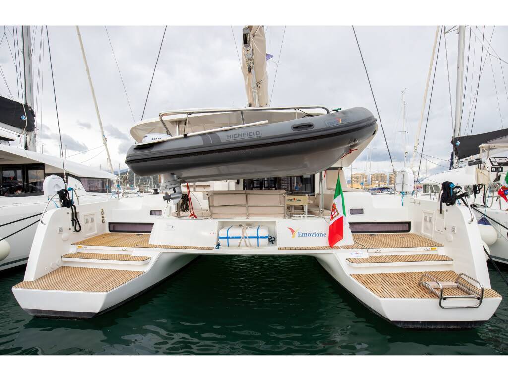 Lagoon 42 Emozione - Premium line