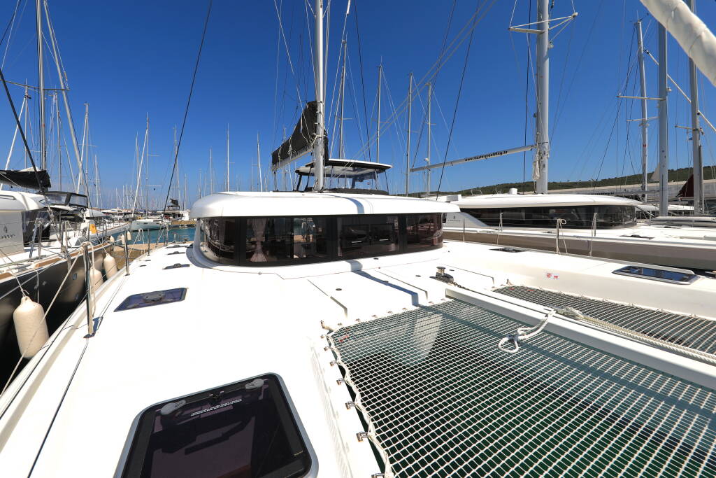 Lagoon 42 ZEUS