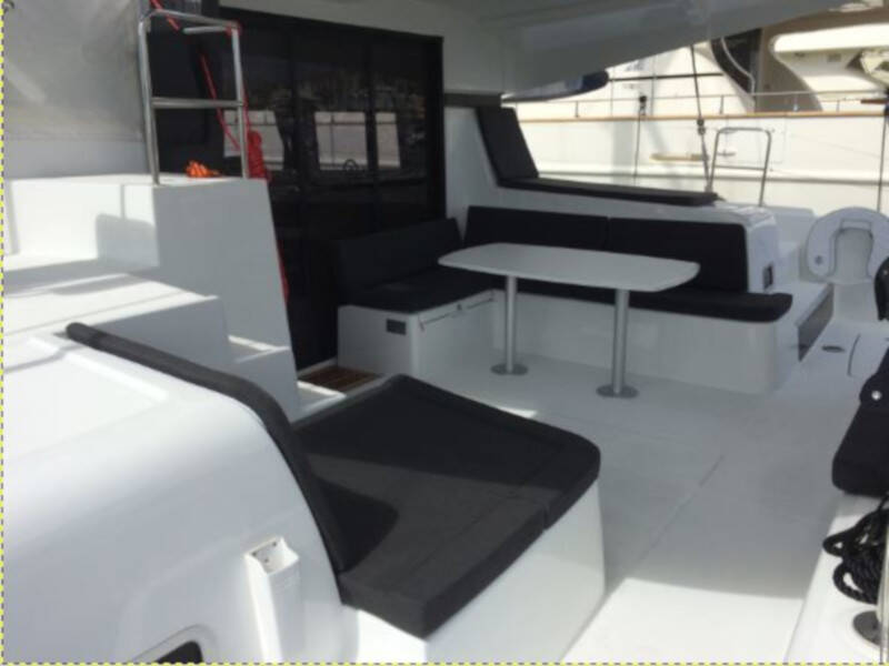 Lagoon 42 Mares