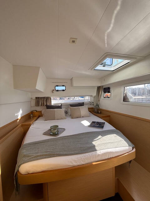 Lagoon 42 Mares