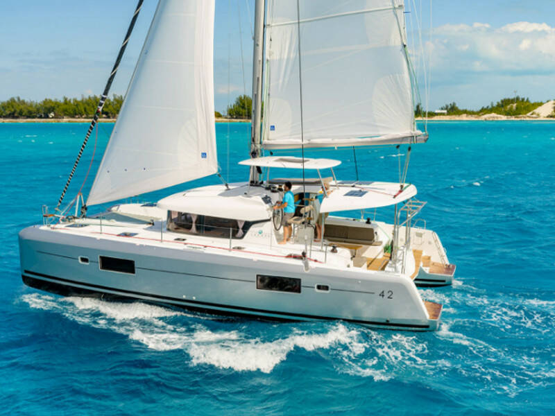 Lagoon 42 No Name: Forward Cabin #1 (Cabin Charter 2 pax) FULLY CREWED, ALL EXPENSES