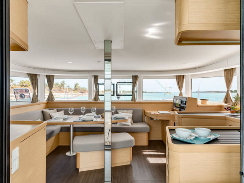 Lagoon 42 No Name: Forward Cabin #1 (Cabin Charter 2 pax) FULLY CREWED, ALL EXPENSES