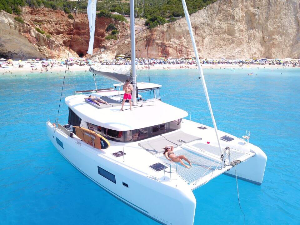 Lagoon 42 No Name: Forward Cabin #1 (Cabin Charter 2 pax) FULLY CREWED, ALL EXPENSES