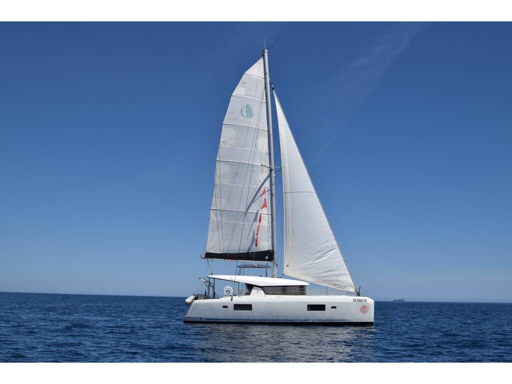 Lagoon 42  Memi 