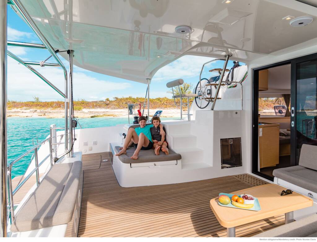 Lagoon 42 SKYLIGHT