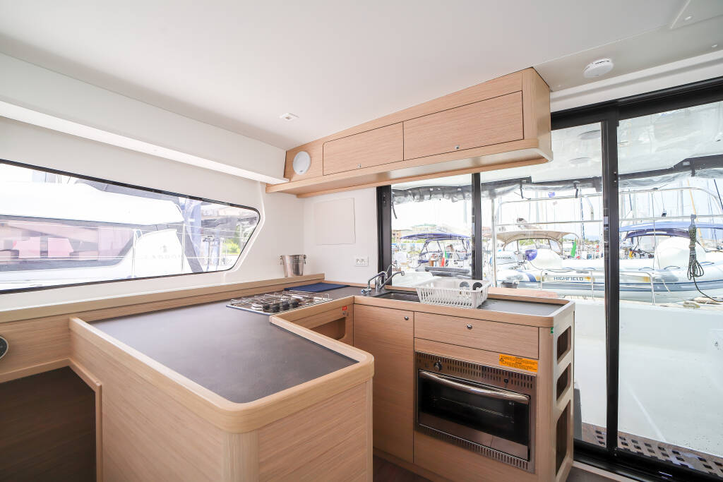 Lagoon 42 Panella - Premium line