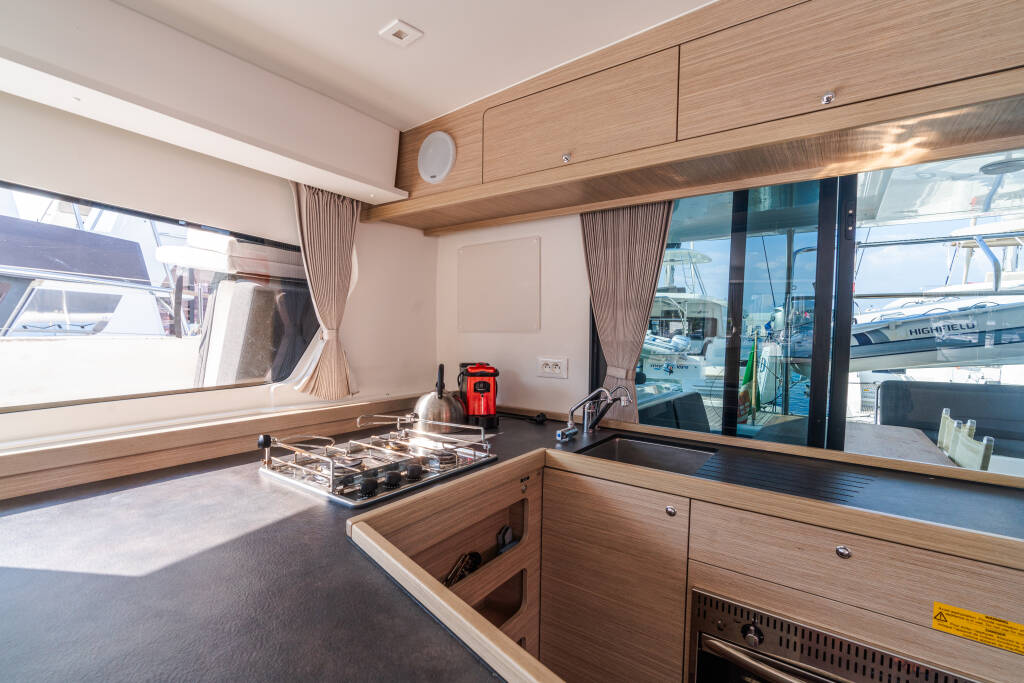 Lagoon 42 Sirius - Premium line