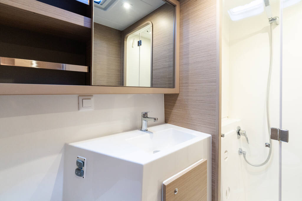 Lagoon 42 Sirius - Premium line