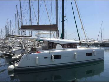 Lagoon 42 • Iris II