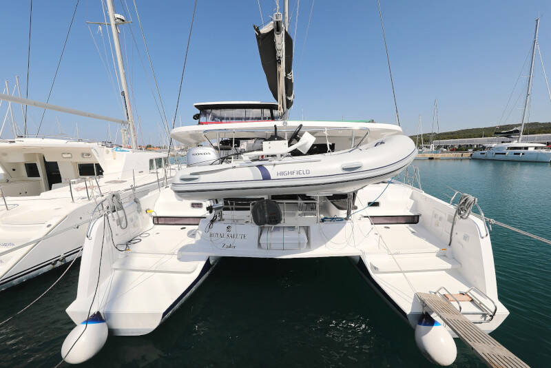 Lagoon 42 ROYAL SALUTE