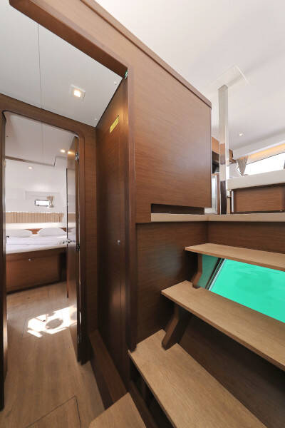 Lagoon 42 ROYAL SALUTE
