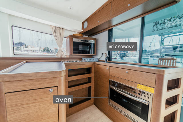 Lagoon 42 ARTEMIS