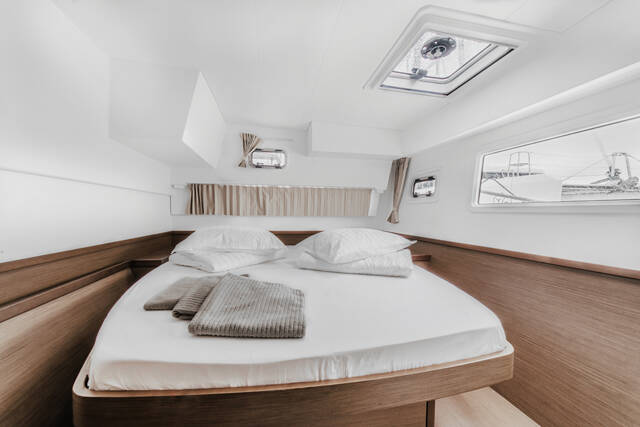 Lagoon 42 ARTEMIS