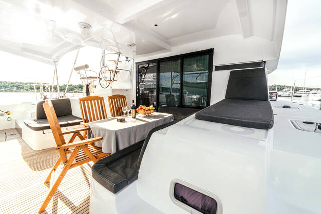 Lagoon 42 ARTEMIS