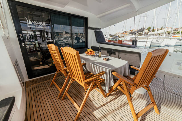 Lagoon 42 ARTEMIS