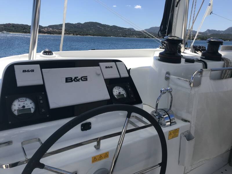 Lagoon 42 Zippiri (WM, Inverter, Heating)