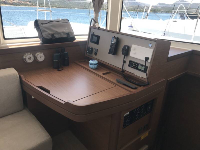 Lagoon 42 Zippiri (WM, Inverter, Heating)