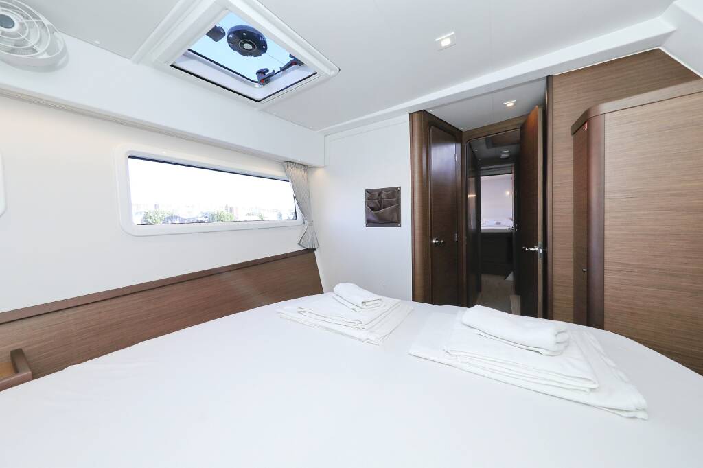 Lagoon 42 REA