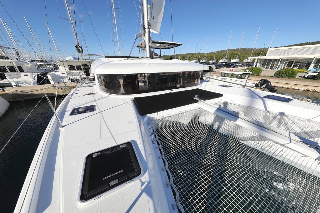Lagoon 42 REA