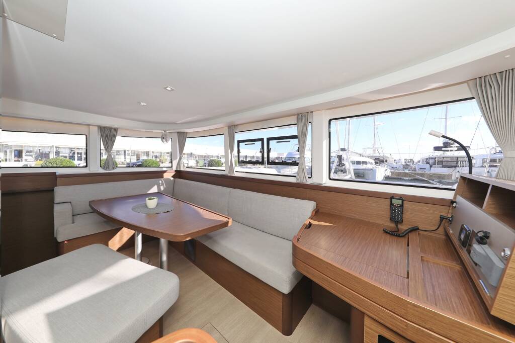 Lagoon 42 REA