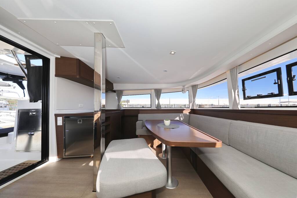 Lagoon 42 REA