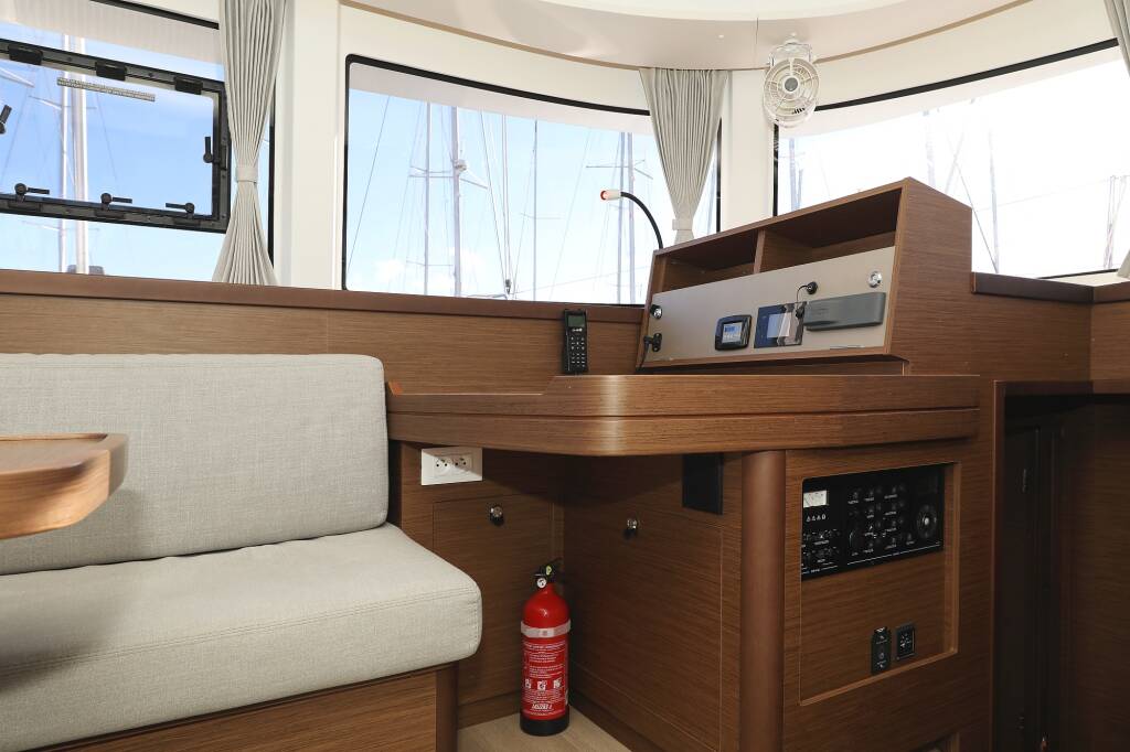 Lagoon 42 REA