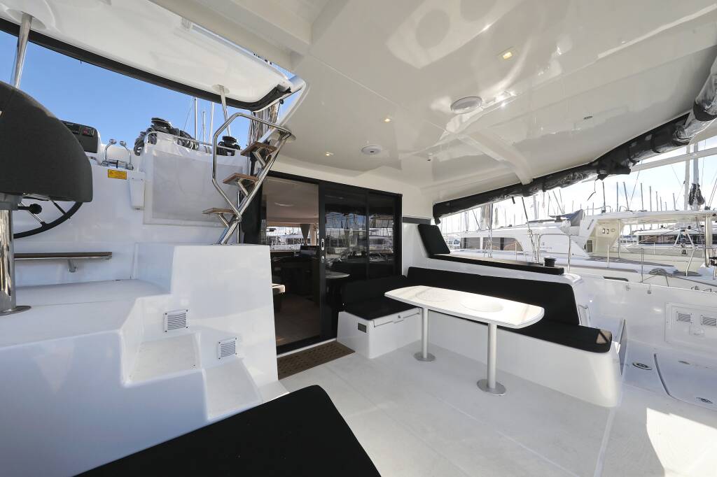 Lagoon 42 REA