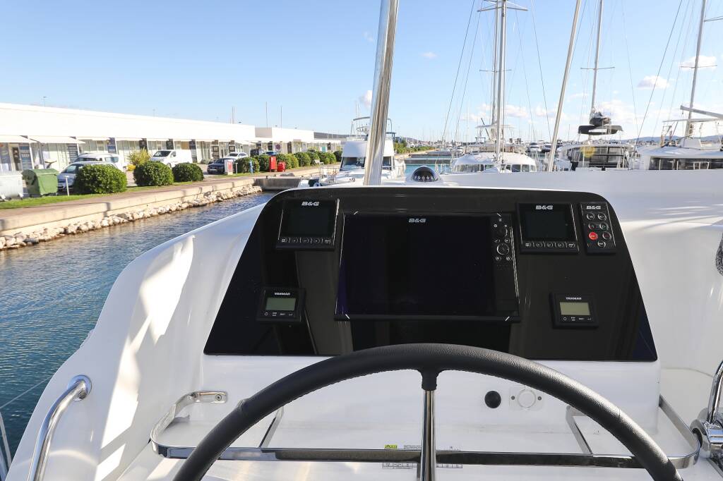 Lagoon 42 REA