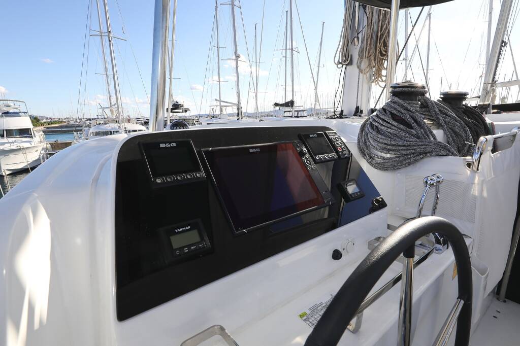 Lagoon 42 REA