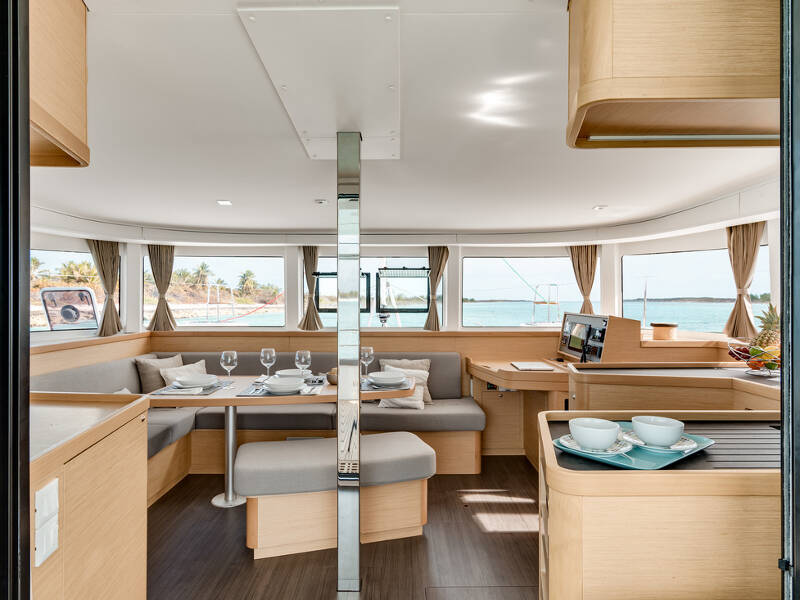 Lagoon 42 No Name: Forward Cabin #2 (Cabin Charter 2 pax) FULLY CREWED, ALL EXPENSES