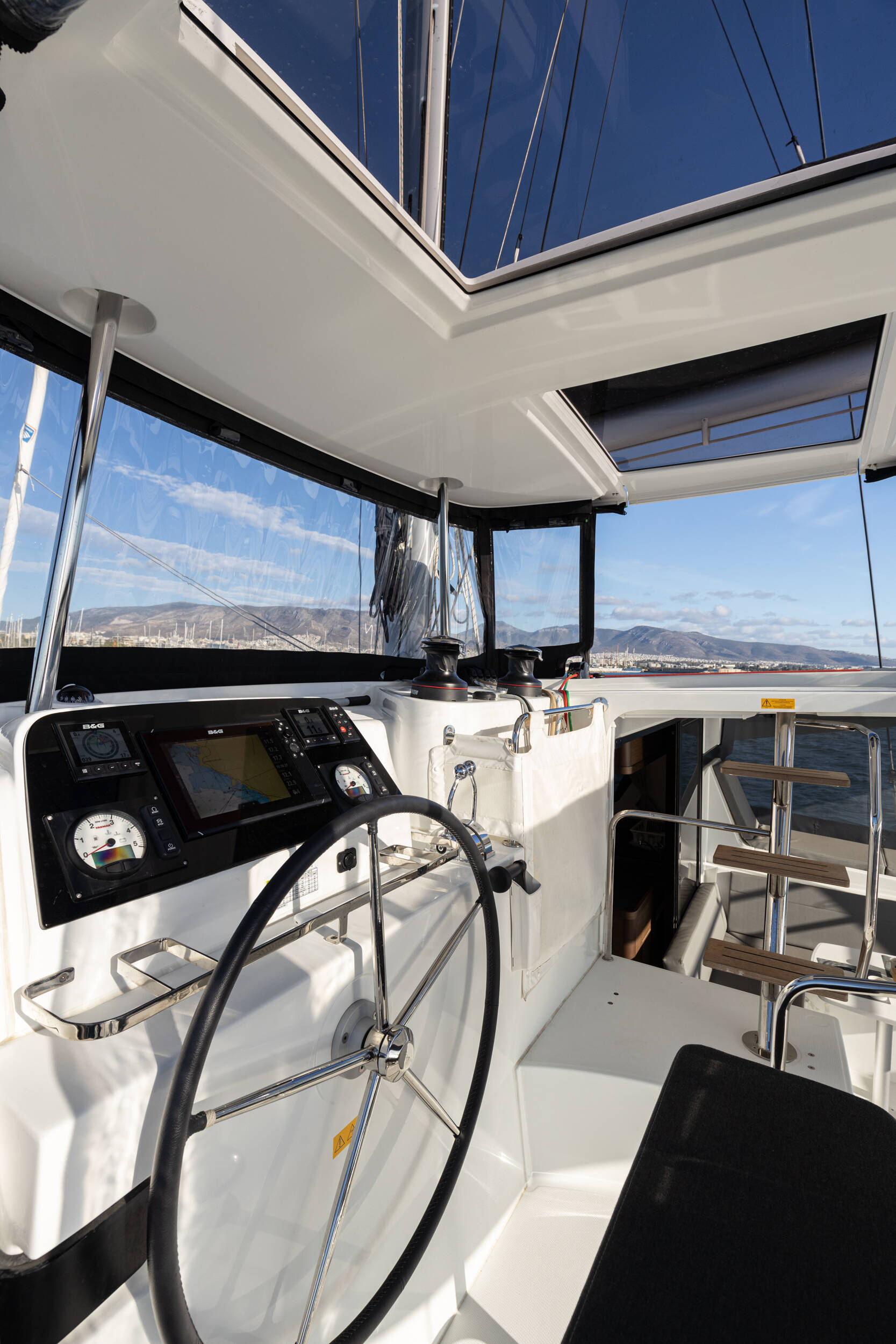 Lagoon 42 Notorious | A/C, Gen, Watermaker, 12 pax