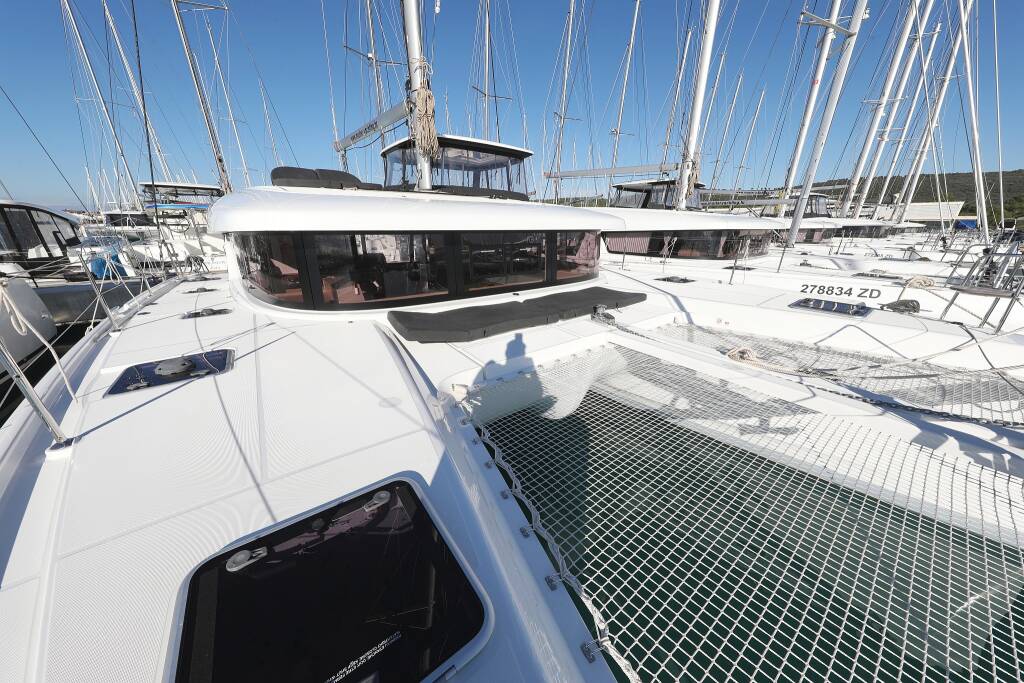 Lagoon 42 EQUATOR