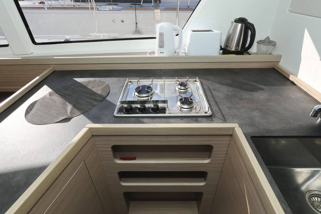 Lagoon 42 EQUATOR
