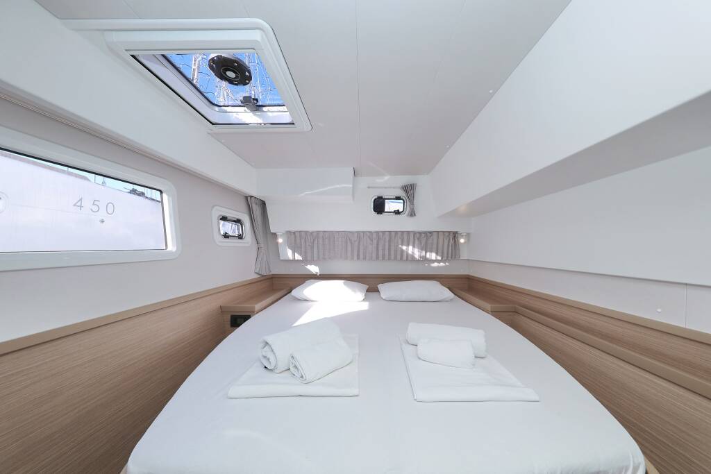 Lagoon 42 EQUATOR