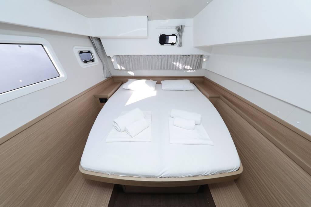 Lagoon 42 EQUATOR