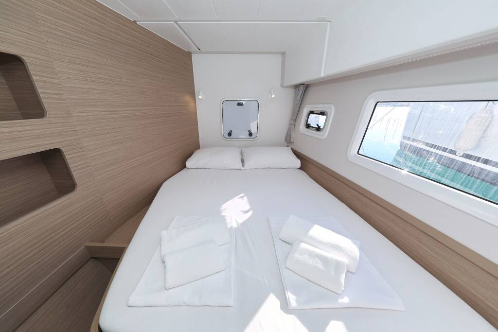 Lagoon 42 EQUATOR
