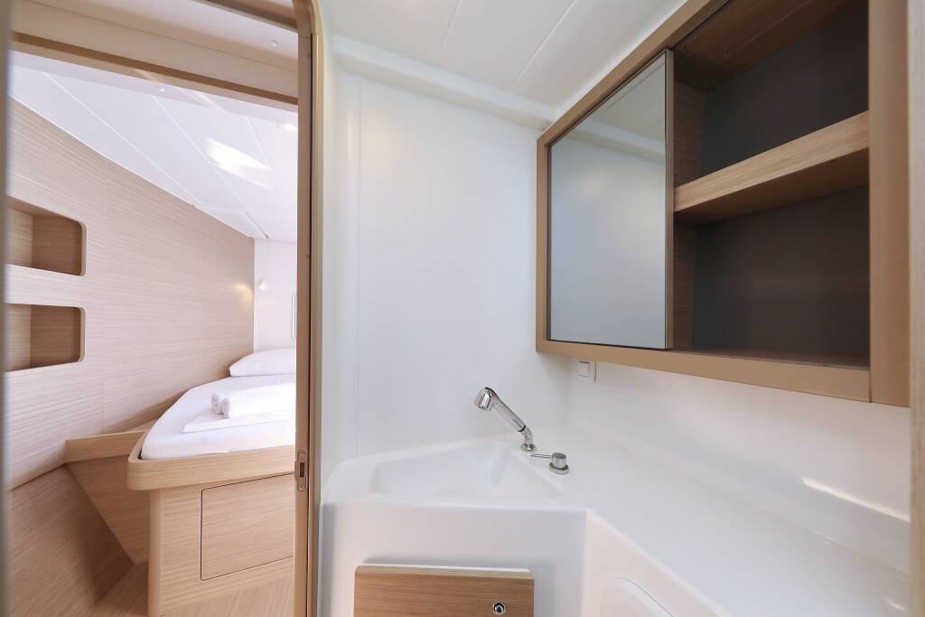 Lagoon 42 EQUATOR