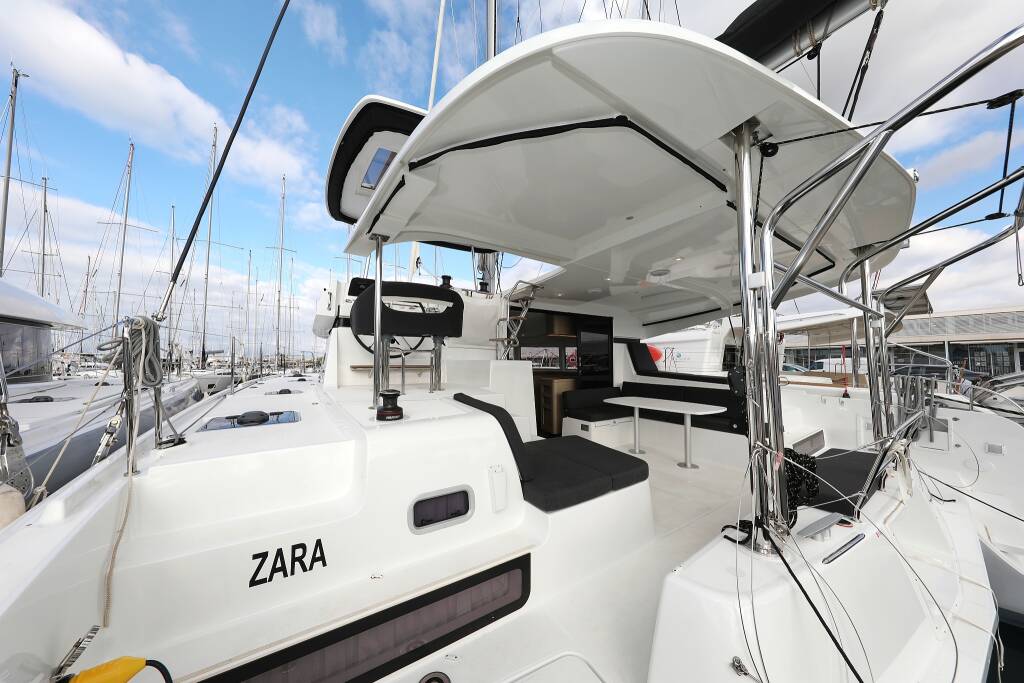 Lagoon 42 ZARA