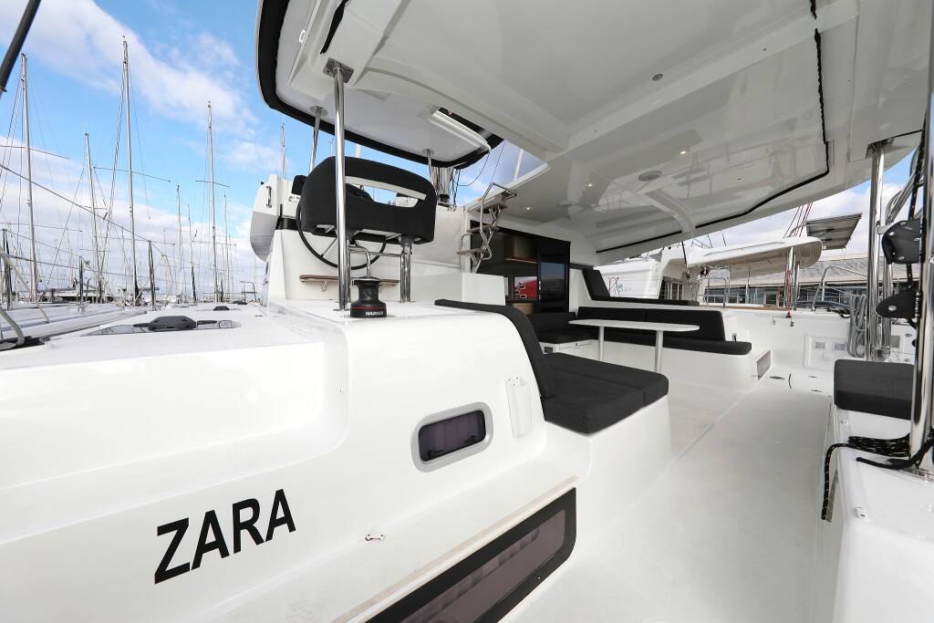 Lagoon 42 ZARA