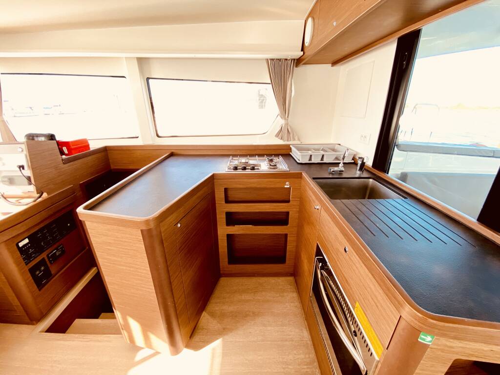 Lagoon 42 Kaiki (Pax 10)