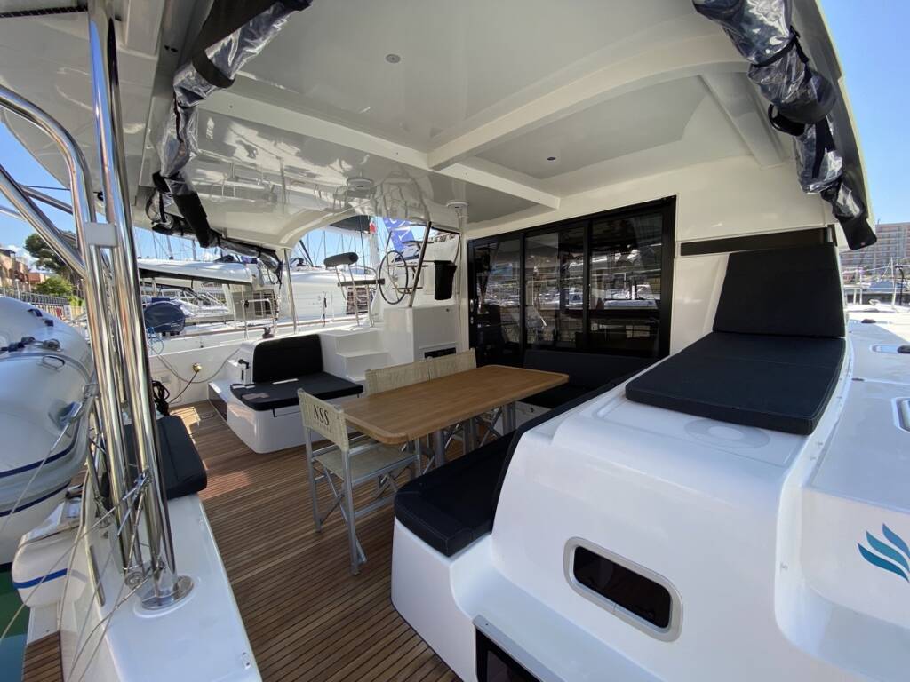 Lagoon 42 Blue Eyes (WM, Inverter, Fans)
