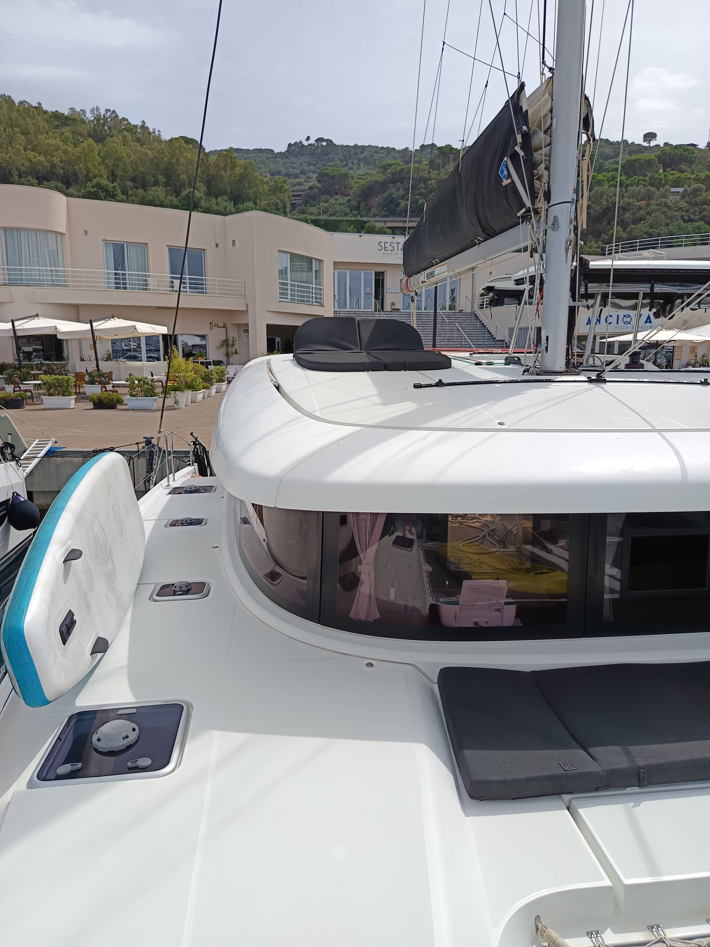 Lagoon 42 Waterworld