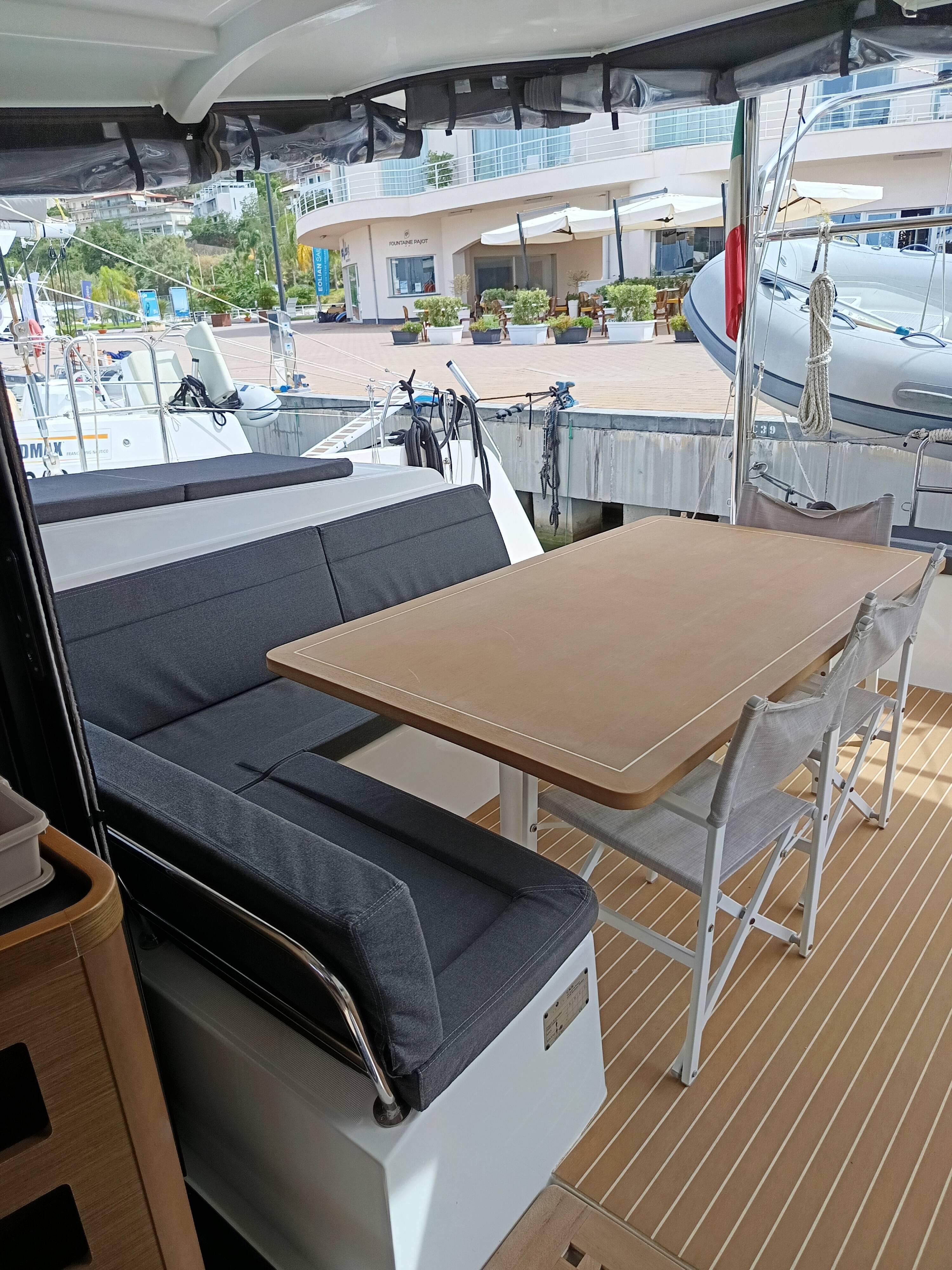 Lagoon 42 Waterworld