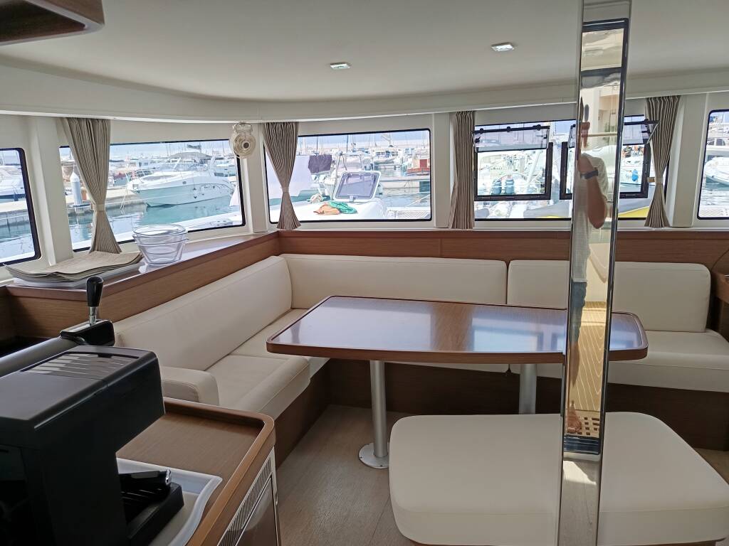 Lagoon 42 Waterworld